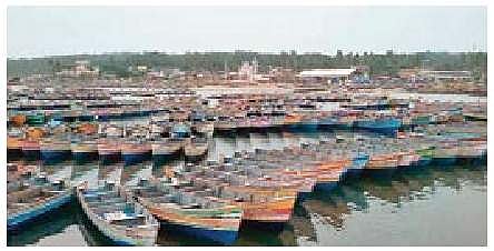 Fishermen and women in Trivandrum (File Photo |EPS)