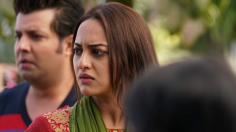 Varun Sharma and Sonakshi Sinha in Khandaani Shafakhana.