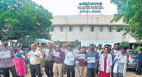 Govt doctors stage protest against NMC bill in Hyderabad (File Photo |EPS)