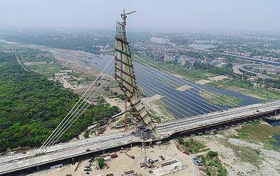 Signature Bridge in Delhi