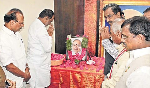 BJP leaders K Laxman, Ram Madhav, Bandaru Dattatreya offer tributes to Jaitley at the party office In Hyderabad | Express