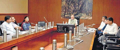 L-G Anil Baijal chairing the meeting  | ( Photo | Raj Niwas )