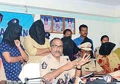 Srikakulam Superintendent of Police RN Ammireddy briefing the media (Photo |EPS)