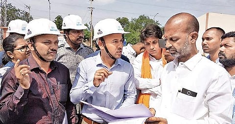 Karimnagar MP Bandi Sanjay Kumar inspects Smart City works in Karimnagar (File Photo| EPS)
