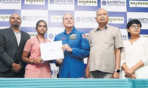 J Dhaanya Thasnem with astronaut Dr Don Thomas| Debadatta Mallick