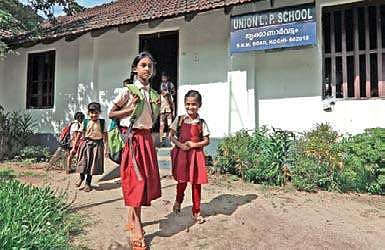 Children of migrant labourers at Union LP School at Kaloor | Arun Angela