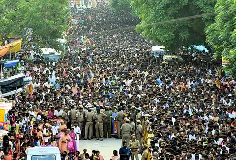 Lakhs of devotees from all walks of life visit the Annai Vailankanni shrine on Besant Nagar beach during its annual festival from 29 August to 8 September. (Photo | Ashwin Prasath, EPS)