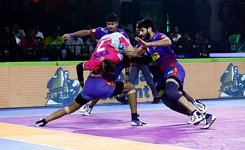 Dabang Delhi defeated Jaipur Pink Panthers. (Photo | Twitter)