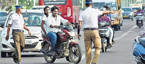 The HC of Andhra on Wednesday directed the State government and police to ensure that motorists wear a helmet 