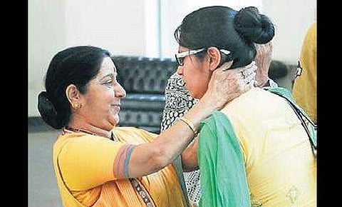 Sushma Swaraj with Uzma Ahmed.