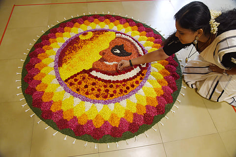 Floral rangoli or pookalam competition held at Malayalee Club for the occasion of Onam in chennai on tuesday. (Photo | R Satish Babu, EPS)