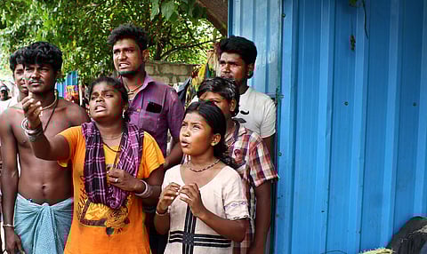 Youngsters of the Narikuravar tribe living near Red Hills reservoir Photo | D SAMPATH KUMAR