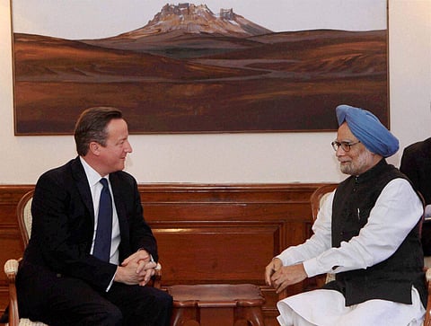 Former Prime Minister Manmohan Singh with his British counterpart David Cameron during the latter's official visit to India in 2013. (File photo | PTI)