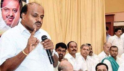 Former CM H D Kumaraswamy speaks at a Chinthana Manthana, a party workers’ meet in Mysuru on Saturday | Udayshankar S