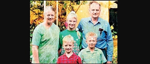 Australian missionary Graham Stuart Staines with his wife and sons. 
