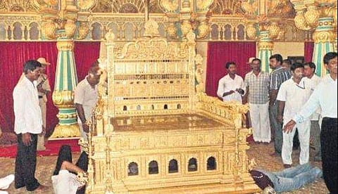 CBI arrests officer for  accepting bribe of Rs 50k