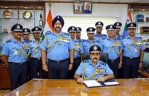 Air Chief Marshal Rakesh Kumar Singh Bhadauria taking over as 26th Chief of the Air Staff at Air HQ Vayu Bhavan in New Delhi.(Photo | PTI)
