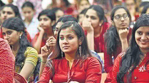 ‘Report what you see, don’t create drama’