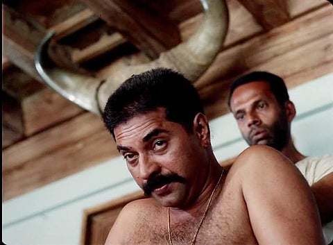 Vidheyan (1993)  Direction: Adoor Gopalakrishnan | Story: A cinematic adaptation of a novel, Bhaskara Pattelarum Ente Jeevithavum, by Malayalam writer Paul Zacharia, the film is about the relationship between the despicable Master, Bhaskara Pattelar and h