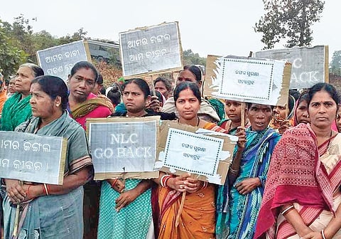 Villagers staging protest against NLC India Limited I Express