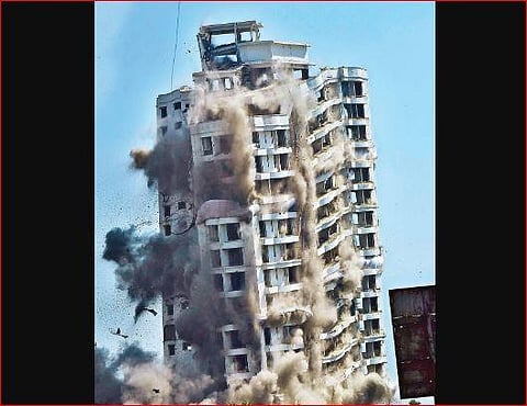 Holy Faith H2O being demolished through controlled implosion. (Photo | EPS, Albin Mathew)