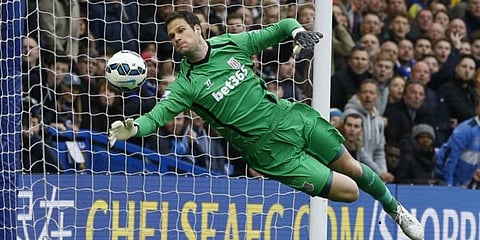 Asmir Begovic has agreed a six-month contract with AC Milan. (File Photo | AP)