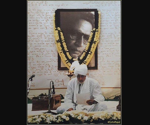 Amitabh Bachchan shared a photo of him and remembering his father. (File Photo | Amitabh Bachchan Twitter)