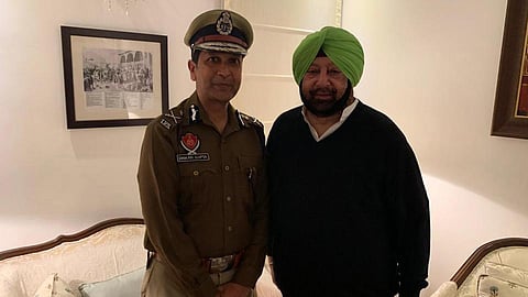 DGP of Punjab Dinkar Gupta with CM Amarinder Singh (File photo | ANI)