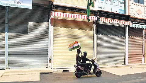 Business establishments in Shivajinagar market area downed shutters in support of the anti-CAA protest on Tuesday | Shriram BN