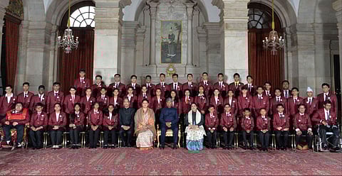 Awardees with President Ramnath Kovind, Union Minister Smriti Irani.