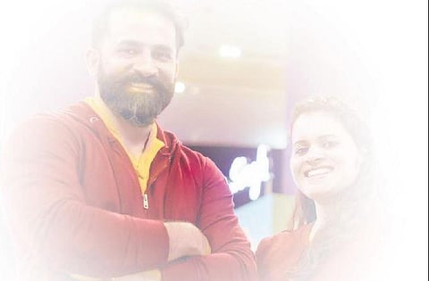 Samosa Singh founders Shikhar Veer Singh and Nidhi Singh. (Photo | EPS)