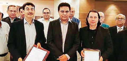 Minister KT Rama Rao, flanked by IT & Industries Principal Secretary Jayesh Ranjan and Shoppers Stop MD & CEO Rajiv Suri, in Mumbai on Friday