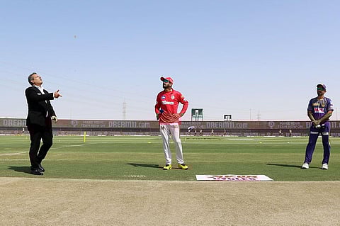 KL Rahul captain of Kings XI Punjab and Dinesh Karthik captain of Kolkata Knight Riders during the toss  (Photo | www.ipl.com)