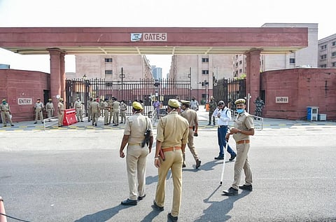 Tight security arrangements at the High Court where family members of the 19-year-old Dalit woman of Hathras district appeared in connection with the alleged gang rape case. (Photo | PTI)