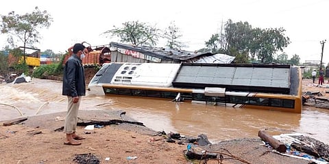 Eighteen people have died in Hyderabad city and surrounding areas due to the incessant rains till Wednesday afternoon. (Photo | EPS)