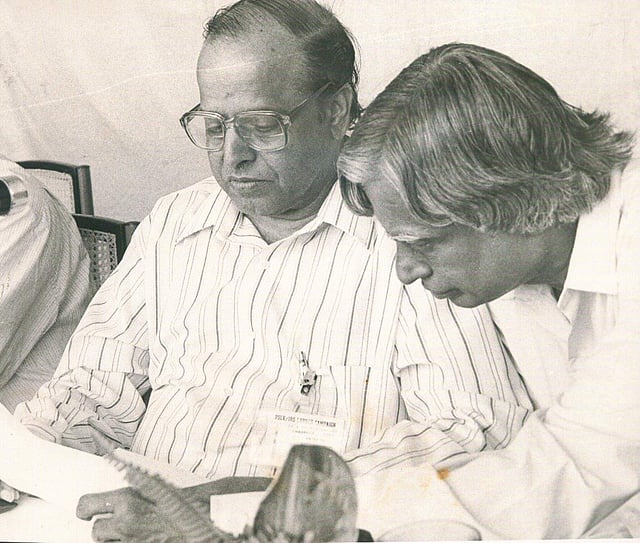 Kasturi Rangan, ISRO chairman along with  A P J Abdul Kalam. (File Photo | EPS)