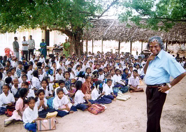 Then President Dr A P J Abdul Kalam visits a Chennai school in 2005. (File Photo | EPS)