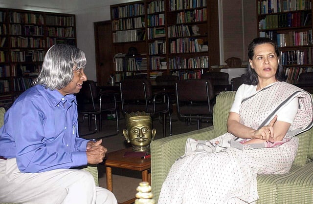 Congress President, Sonia Gandhi with then Presidential candidate A P J Abdul Kalam at her residence at New Delhi in 2002.  (File Photo | PTI)