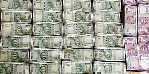The officers found a bag hanging from a window outside the flat and recovered Rs 1 lakh cash and other documents, along with silver ornaments of 117 gram and gold ornaments weighing 125 gram