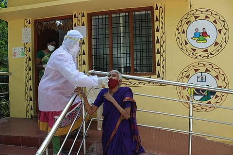 The Central teams shall also guide in effectively managing the challenges related to timely diagnosis and follow up, health ministry said. (Photo | EPS)