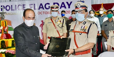 Telangana home minister Mohammed Mahmood Ali (L) and DGP M Mahendar Reddy. (Photo| Twitter)