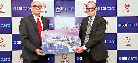 DMRC MD Mangu Singh (L) with SBI Card MD & CEO Ashwini Kumar Tewari during the launch of Delhi Metro SBI Card. (Photo| PTI)