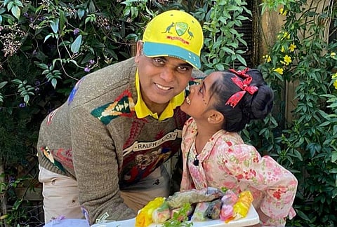 Shrivastav, who had fed hundreds of people for free in Baghdad during the Gulf War, is now doing the same in Melbourne for those who cannot afford to buy their own food. (Photo | @3KND, Twitter)