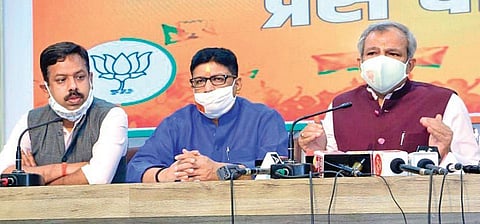 President of the Purvanchal Morcha of Delhi BJP Kaushal Mishra and its spokesperson Aditya Jha were also present at the conference.