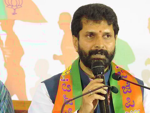 Congress slams CT Ravi for 'Nehru hookah bar' comment