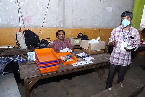 Postal vote counting at Kilimanoor in Thiruvananthapuram. (Photo | Deepu BP, EPS)