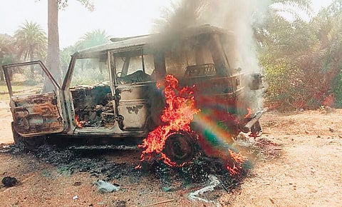 The contractor’s vehicle set ablaze by Maoists at the construction site | Express