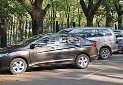 Under the new procedure, authorised automobile dealers will submit permanent registration applications online on behalf of vehicle buyers. 