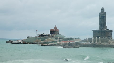 View of Thiruvalluvar statue and Vivekananda rock memorial. (Photo| EPS)