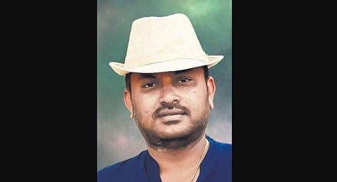 ​Ravichandran’s son actor Manoranjan, who made his debut with Bharath’s directorial Saheba, mourned the director Bharath’s demise.